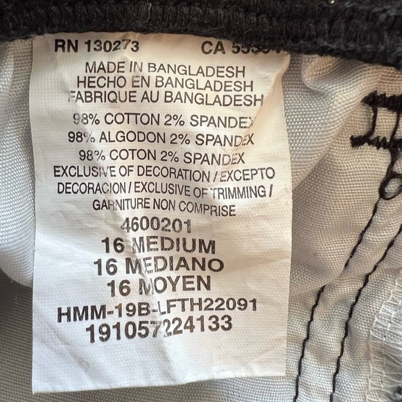 Lee Relaxed Fit Mid Rise Black Twill Capri Pants - Picture 9 of 10